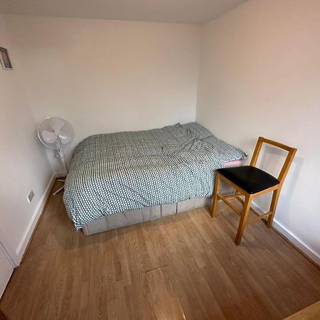Newbury Daire Londra Dış mekan fotoğraf